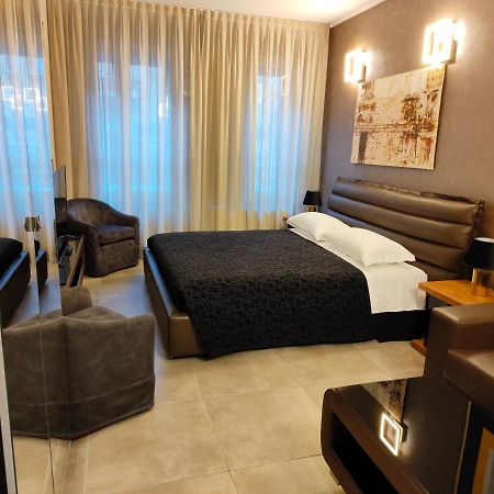 Suite Central Station Милано Екстериор снимка